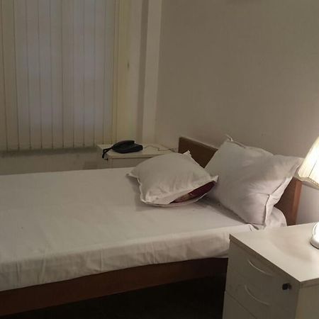 Park Banjara Guest House Хидерабад Екстериор снимка